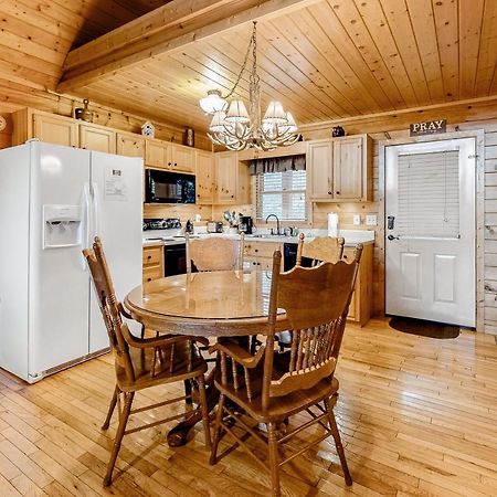 Hills Hideaway Villa Sevierville Exterior foto