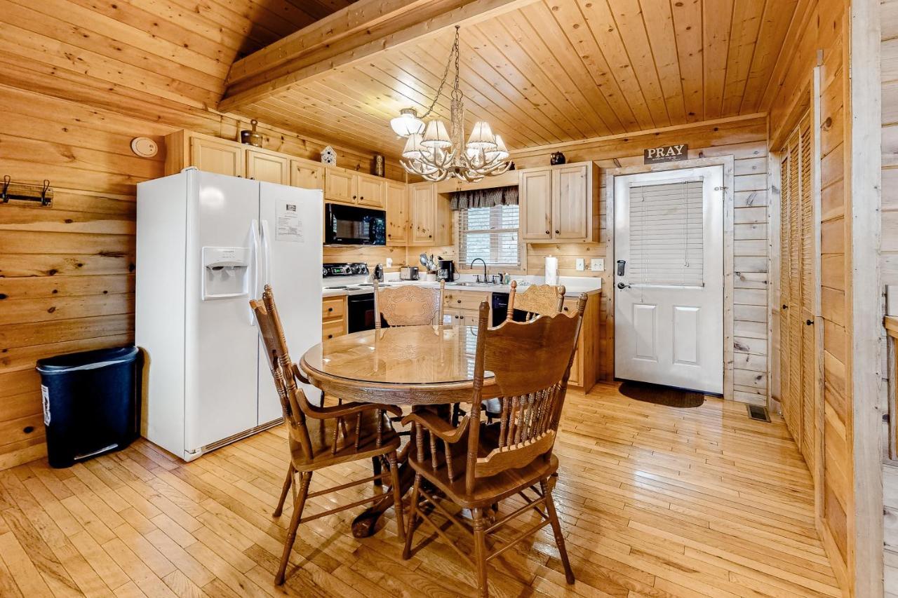 Hills Hideaway Villa Sevierville Exterior foto